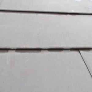 毛細管現象による雨漏れ