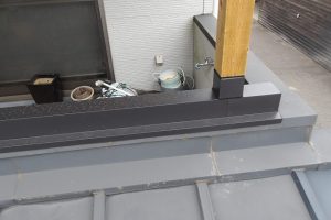 土台最後の笠木巻き