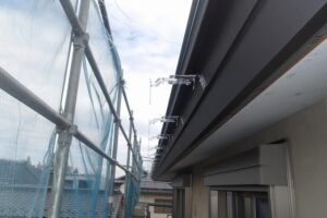 雨樋吊り金具取付