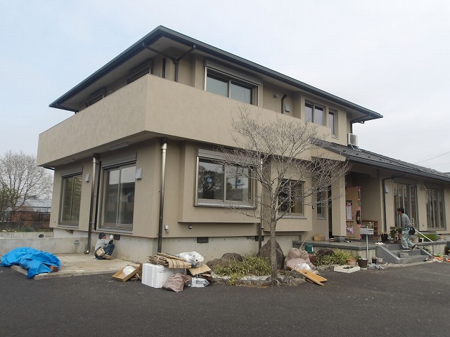 ベランダ笠木施工