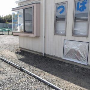 破損した壁